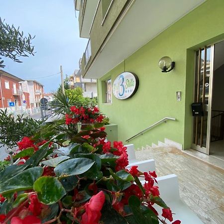 Hotel Tre Stelle Rimini Exterior foto